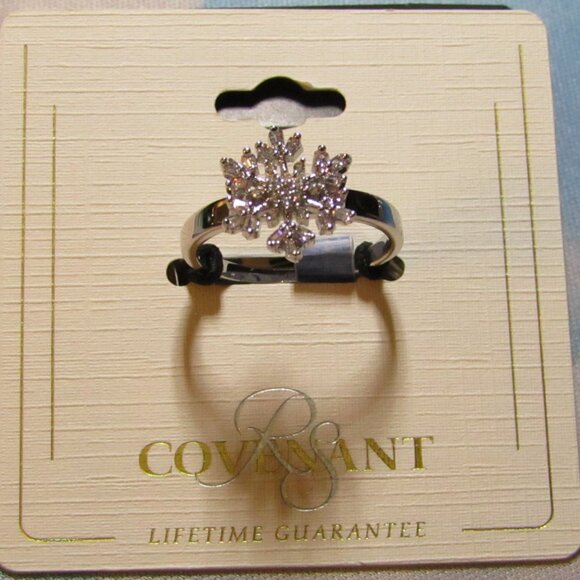 RS Covenant Jewelry - RS Covenant | Snowflake Ring | Cubic Zirconia | Size 9